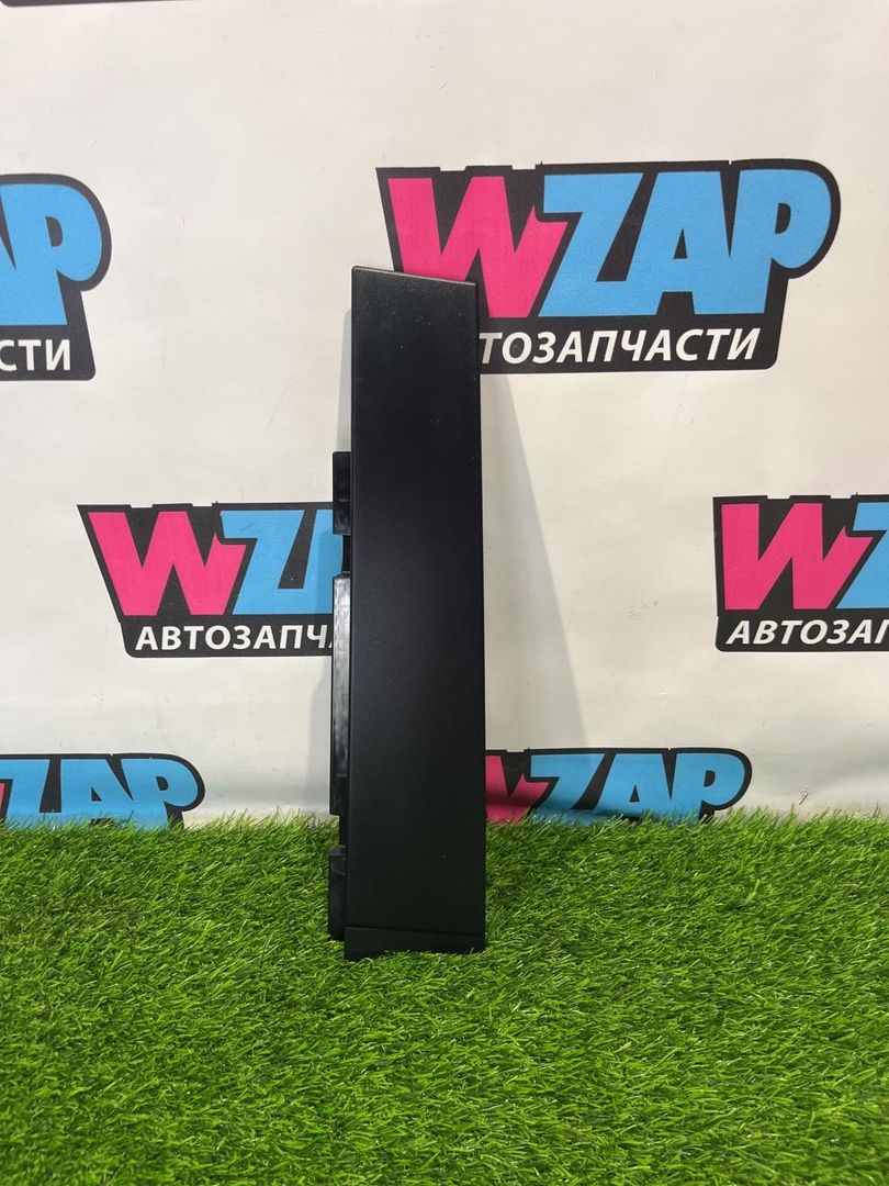 молдинг двери задней правой Chevrolet TrailBlazer 3 поколение [рестайлинг] 2023, 1.3 л., бензин, АКПП, полный привод, 42768669