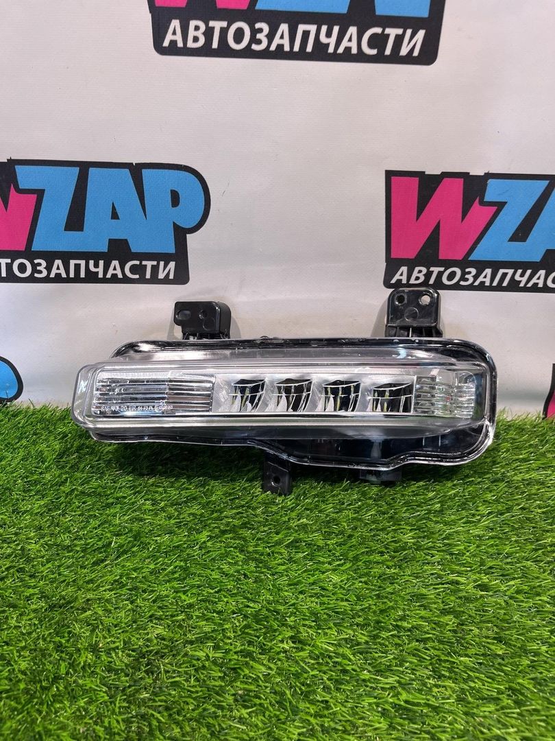 фара противотуманная левая Ford Explorer 6 поколение U625 (2019 - 2024)