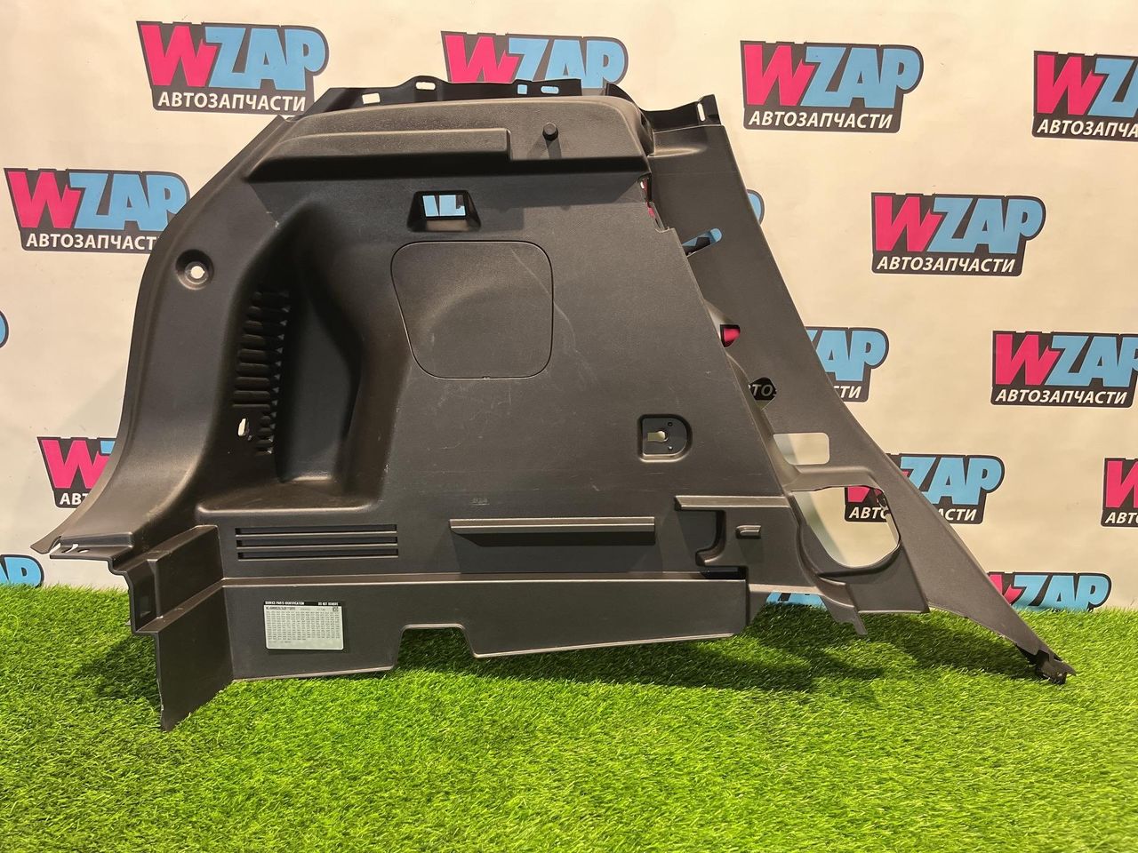 обшивка багажника Buick Encore GX 1 поколение 2020, 1.3 л., бензин, АКПП, полный привод, 42715167, 42715171 - фото №1
