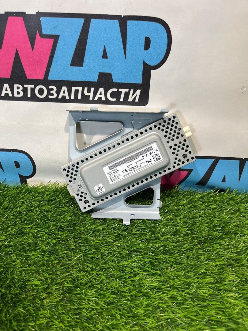 блок радио Tesla Model S 1 поколение [рестайлинг] 2018, электро, седан, полный привод, 1143703-00-B
