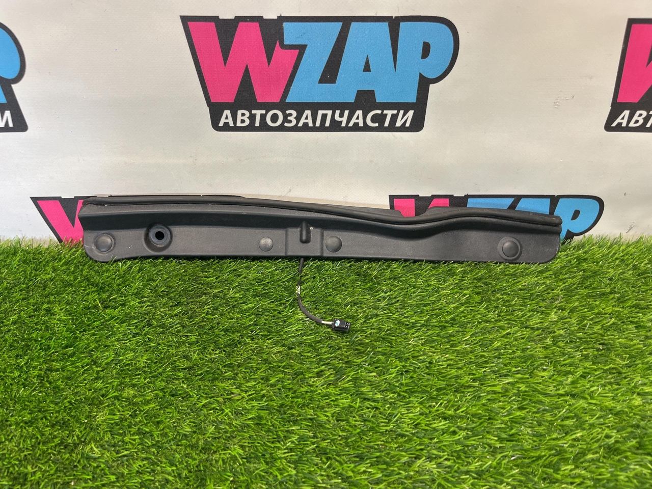 Датчик закрытия крышки багажника Chevrolet TrailBlazer 3 поколение [рестайлинг] 2023, 1.3 л., бензин, АКПП, полный привод, 42752125