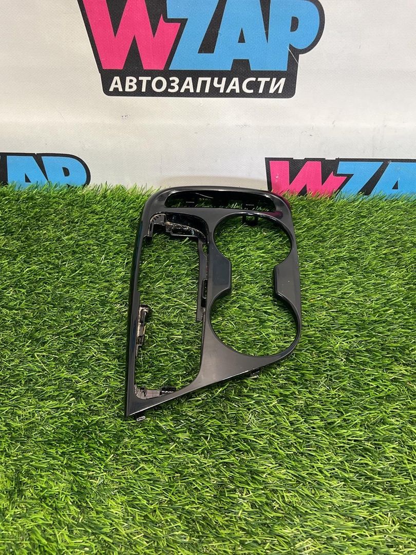 Декоративная накладка центральной консоли Buick Encore GX 1 поколение 2020, 1.3 л., АКПП, баклажан, полный привод, 42526011