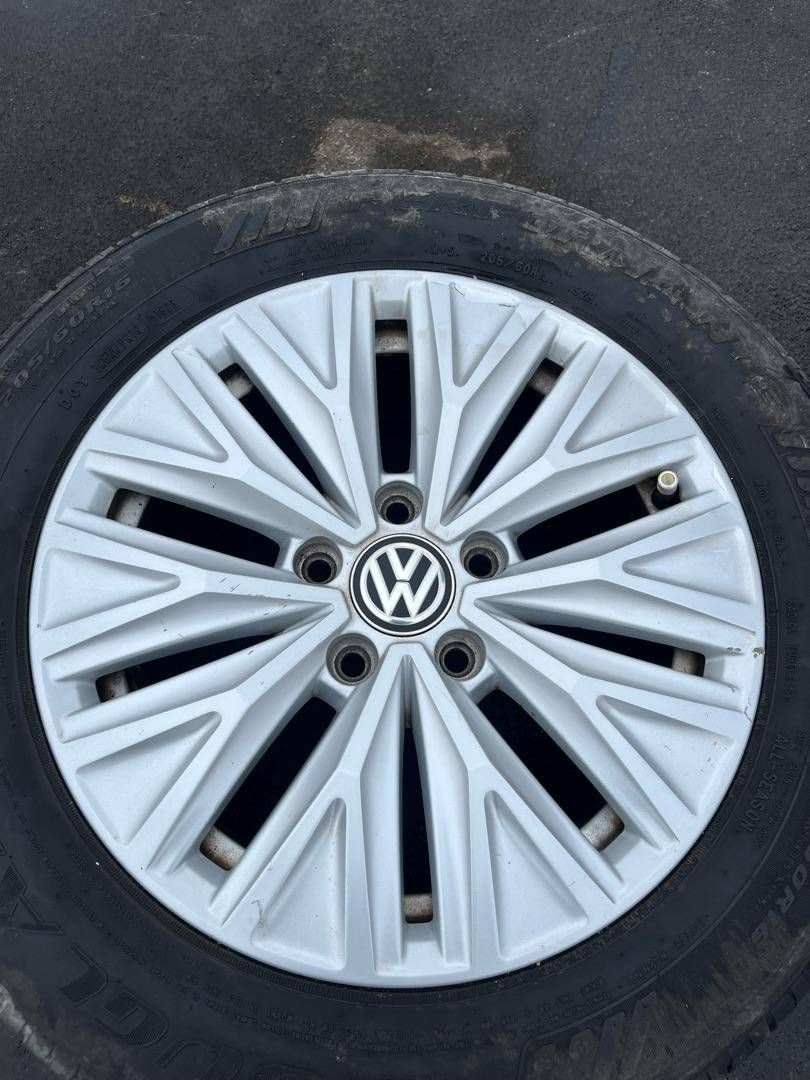 диск литой Volkswagen Jetta 7 поколение 2019, 1.4 л., бензин, АКПП, серый, седан, передний привод, 5GM601025AC