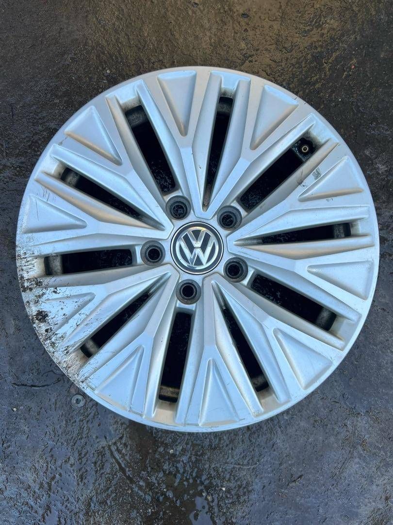 диск литой Volkswagen Jetta 7 поколение (2018 - 2026), 5GM601025AC