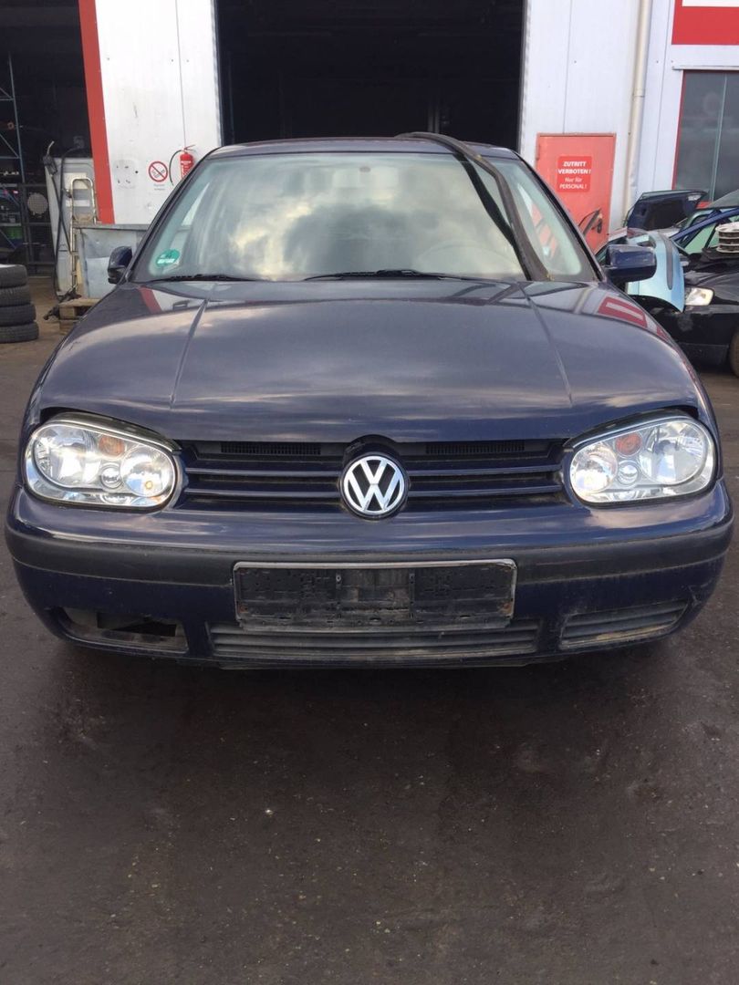 Volkswagen Golf 4 1998