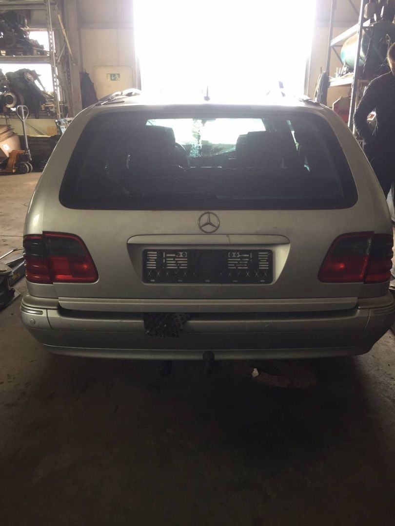 Mercedes-Benz E-Класс W210/S210 рест. 2002