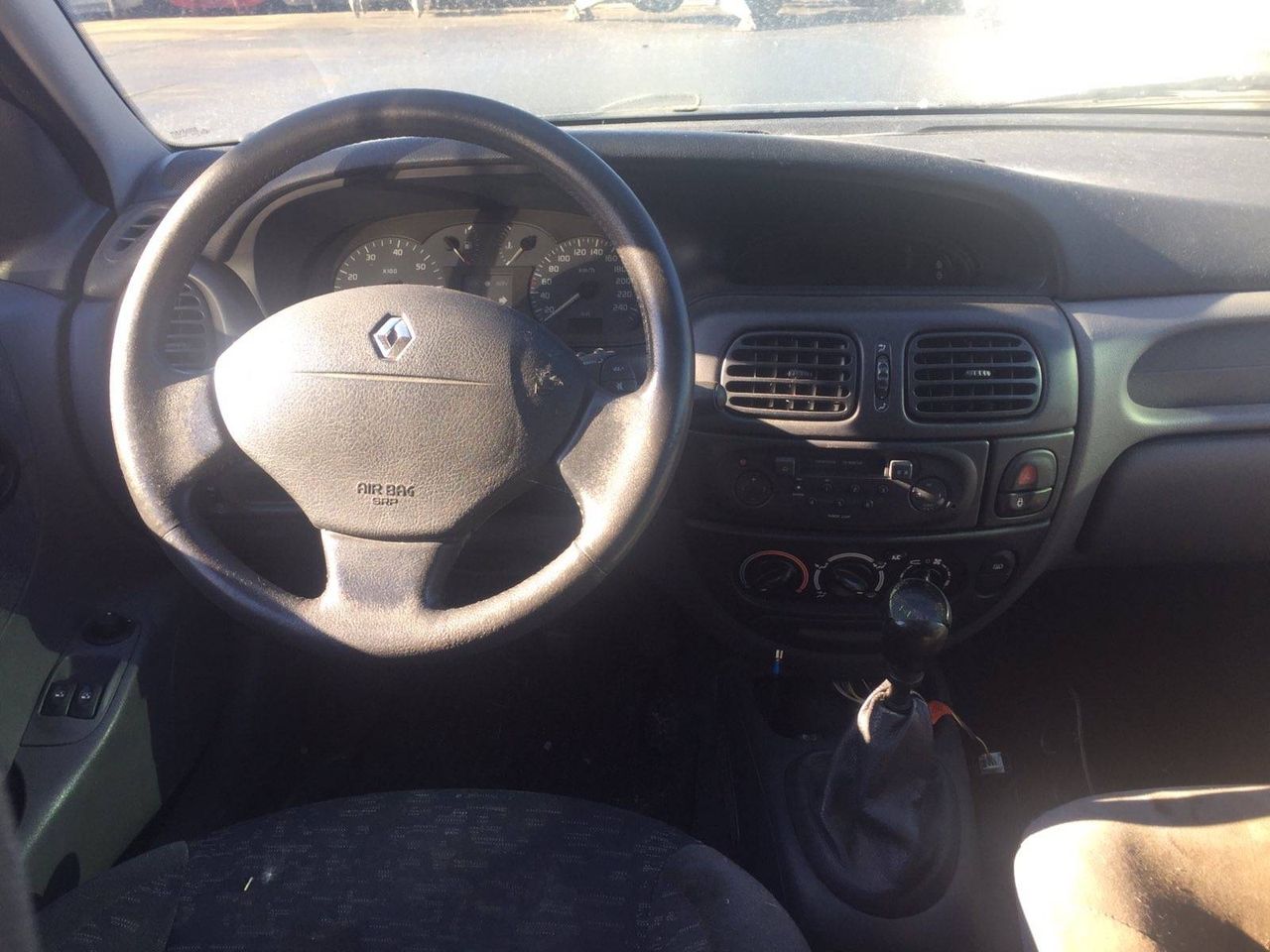 Renault Megane рест. 2001