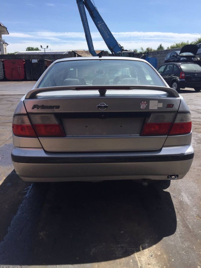 Nissan Primera P11 1997