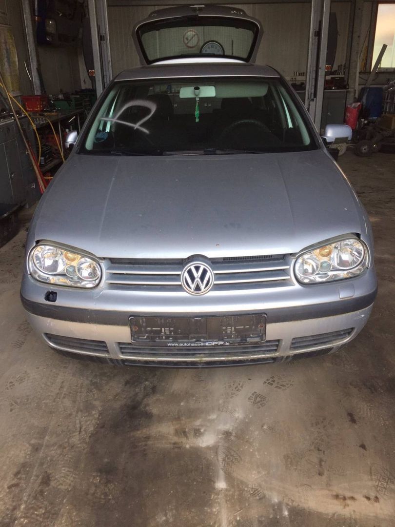 Volkswagen Golf 4 2004