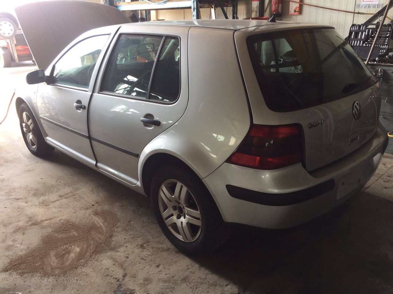 Volkswagen Golf 4 2004