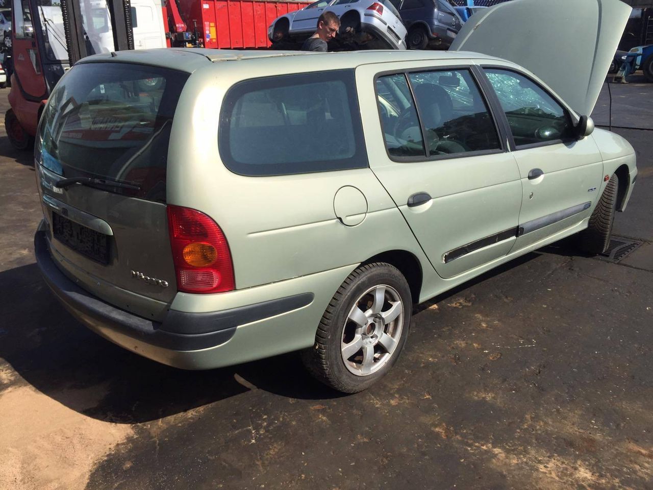 Renault Megane рест. 2001