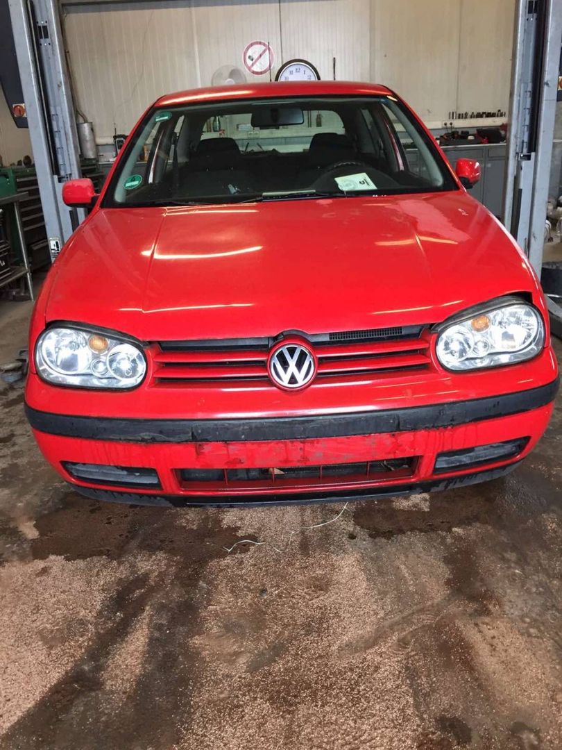 Volkswagen Golf 4 2001