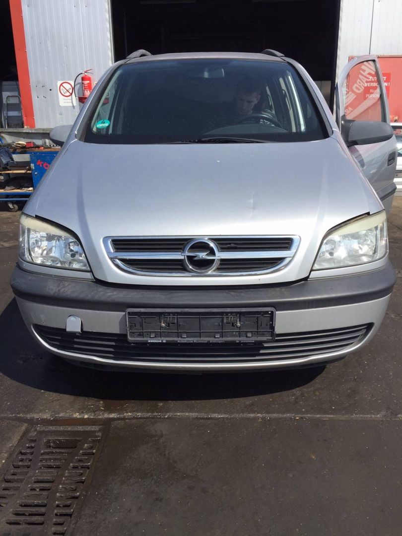 Opel Zafira (A) рест. 2003