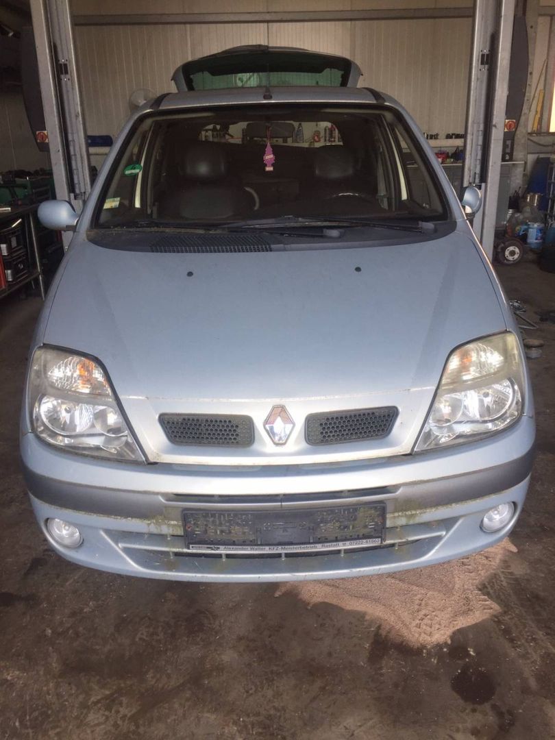 Renault Scenic рест. 2002