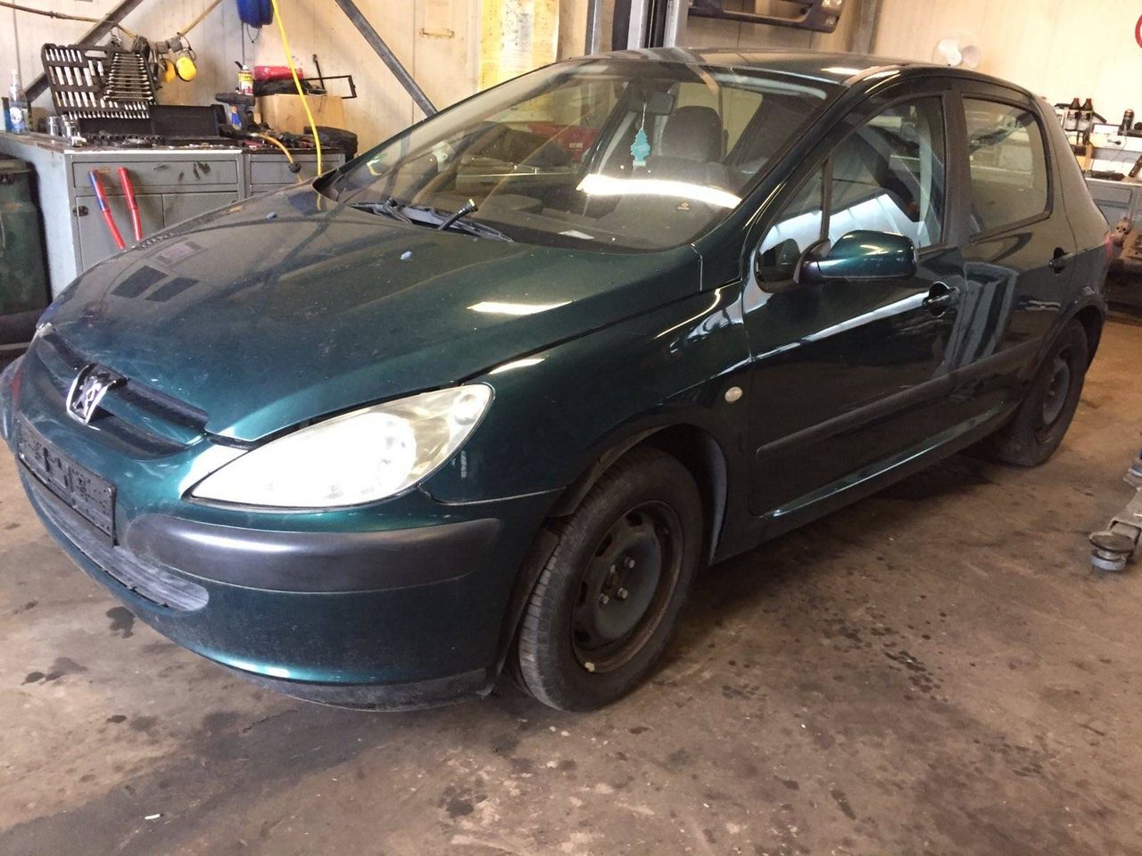 Peugeot 307 2001