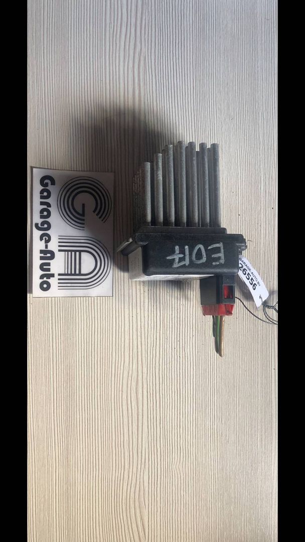 сопротивление печки Audi A6 4B/C5 1998, универсал