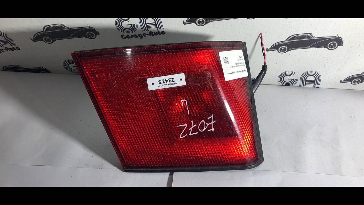 фонарь задний Mitsubishi Carisma 1 поколение 1997, 1.6 л., хетчбэк 5 дв.