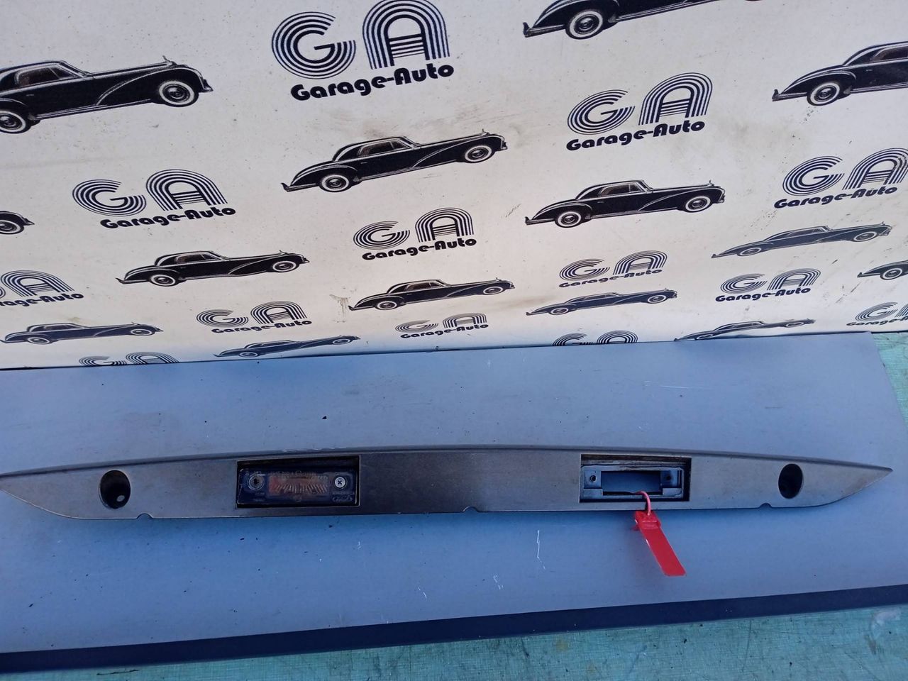 подсветка номера Ford Galaxy 1 поколение [рестайлинг] 2002, 1.9 л., AUY, дизель, 6МКПП, минивэн