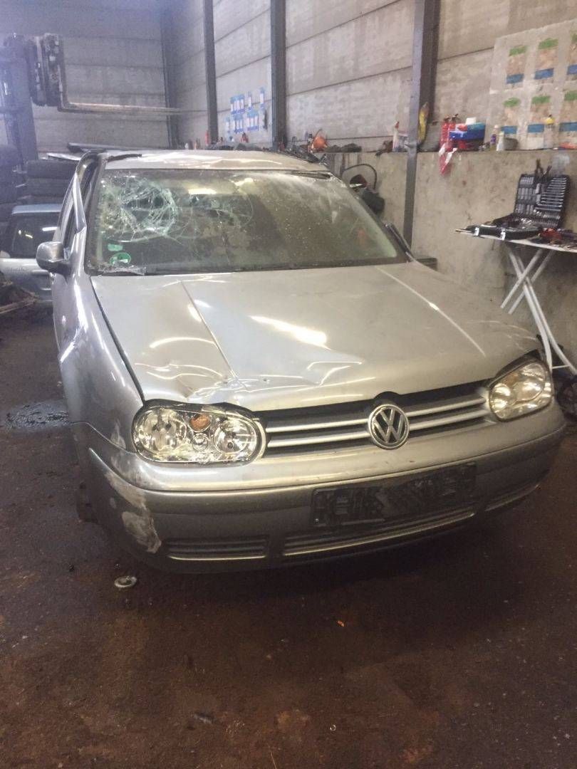 Volkswagen Golf 4 2001