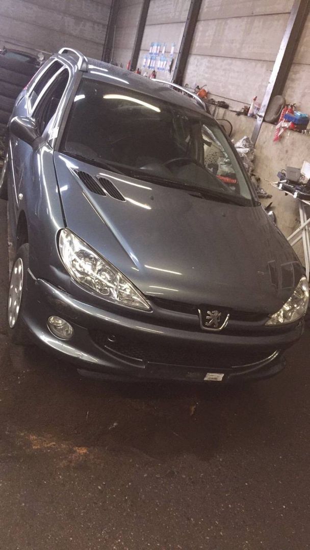 Peugeot 206 рест. 2005