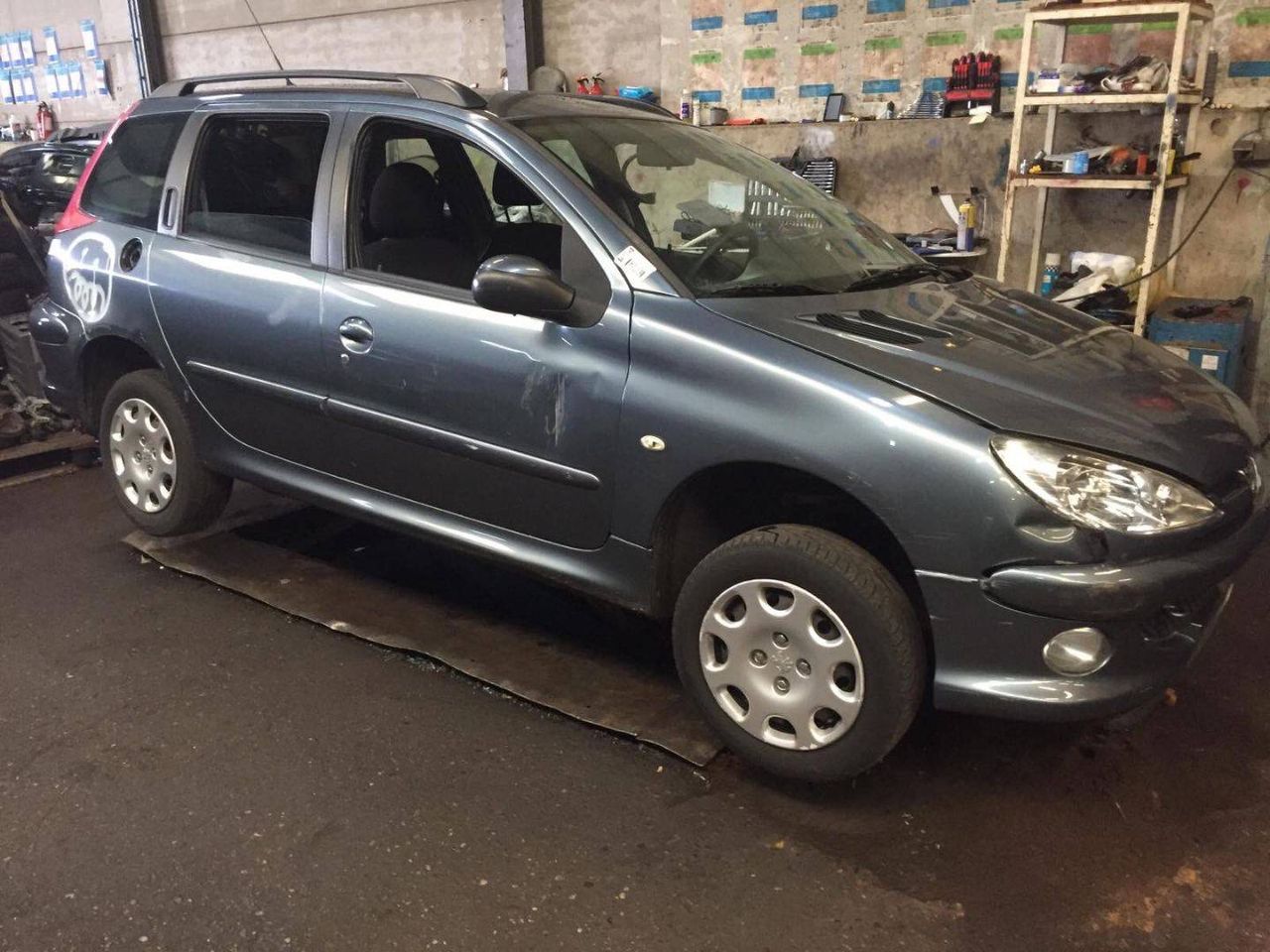 Peugeot 206 рест. 2005