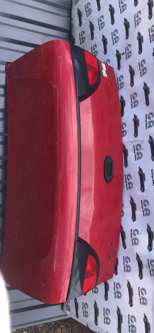 крышка багажника (дверь 3-5) Renault Megane 1 поколение 1996, red, седан