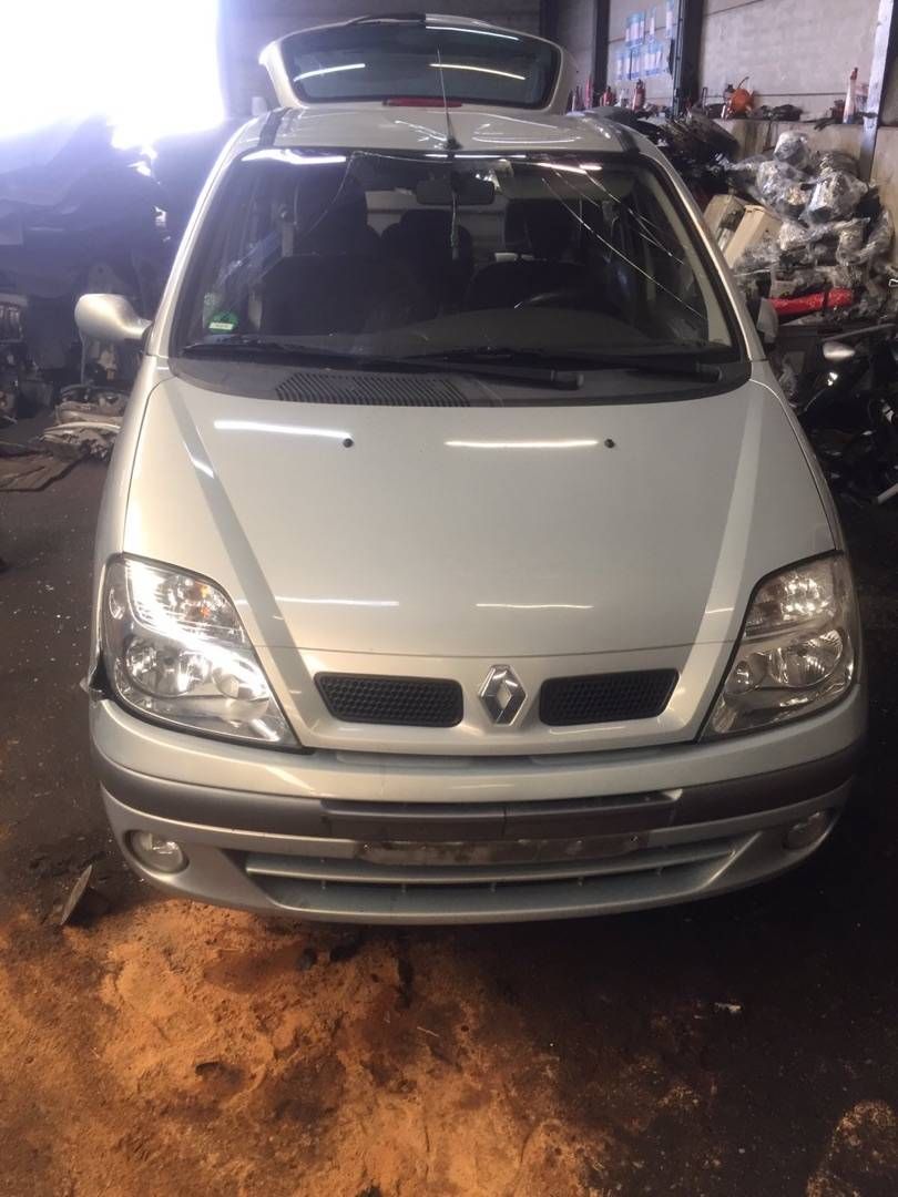 Renault Scenic рест. 2002