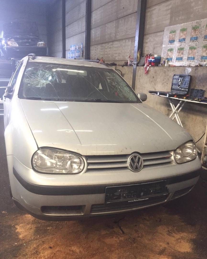 Volkswagen Golf 4 2001