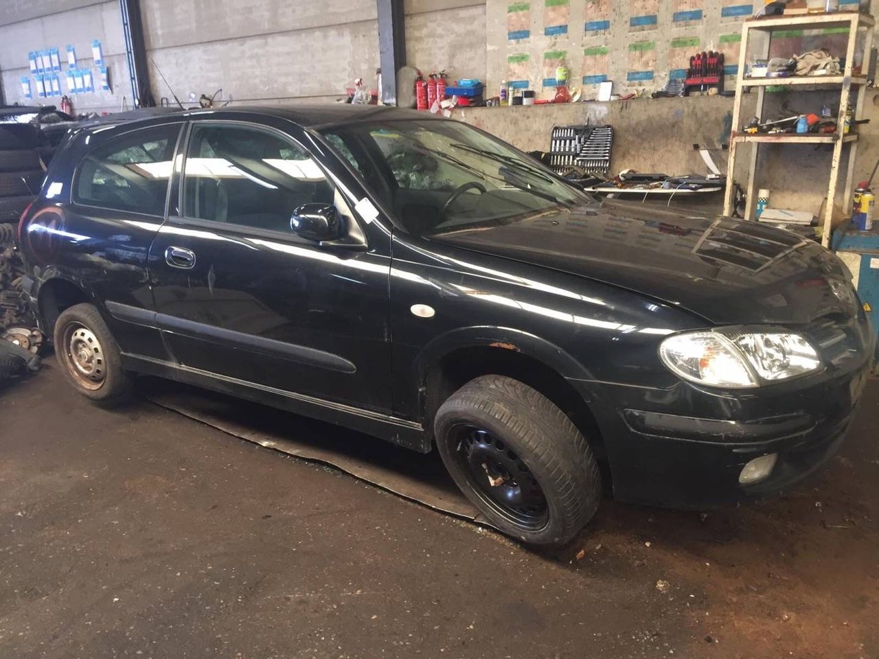 Nissan Almera N16 2000