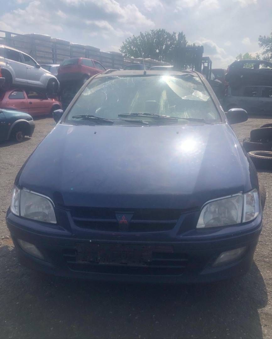 Mitsubishi Space Star 2001