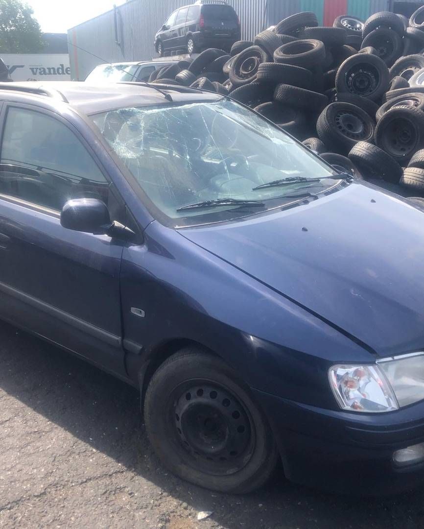 Mitsubishi Space Star 2001