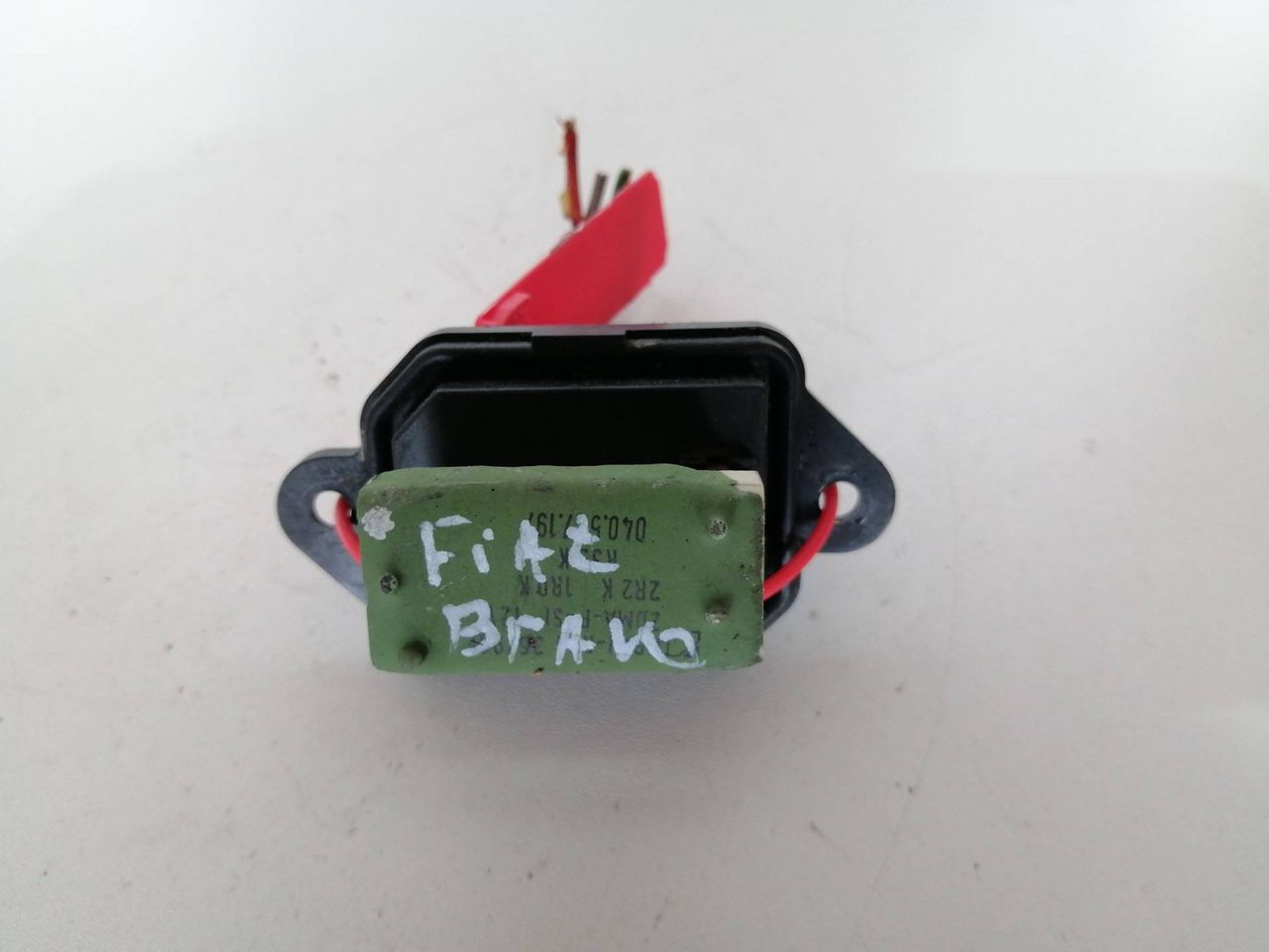сопротивление печки Fiat Brava 1 поколение 1997, 1.6 л., бензин, 5МКПП, черный, хетчбэк 5 дв.