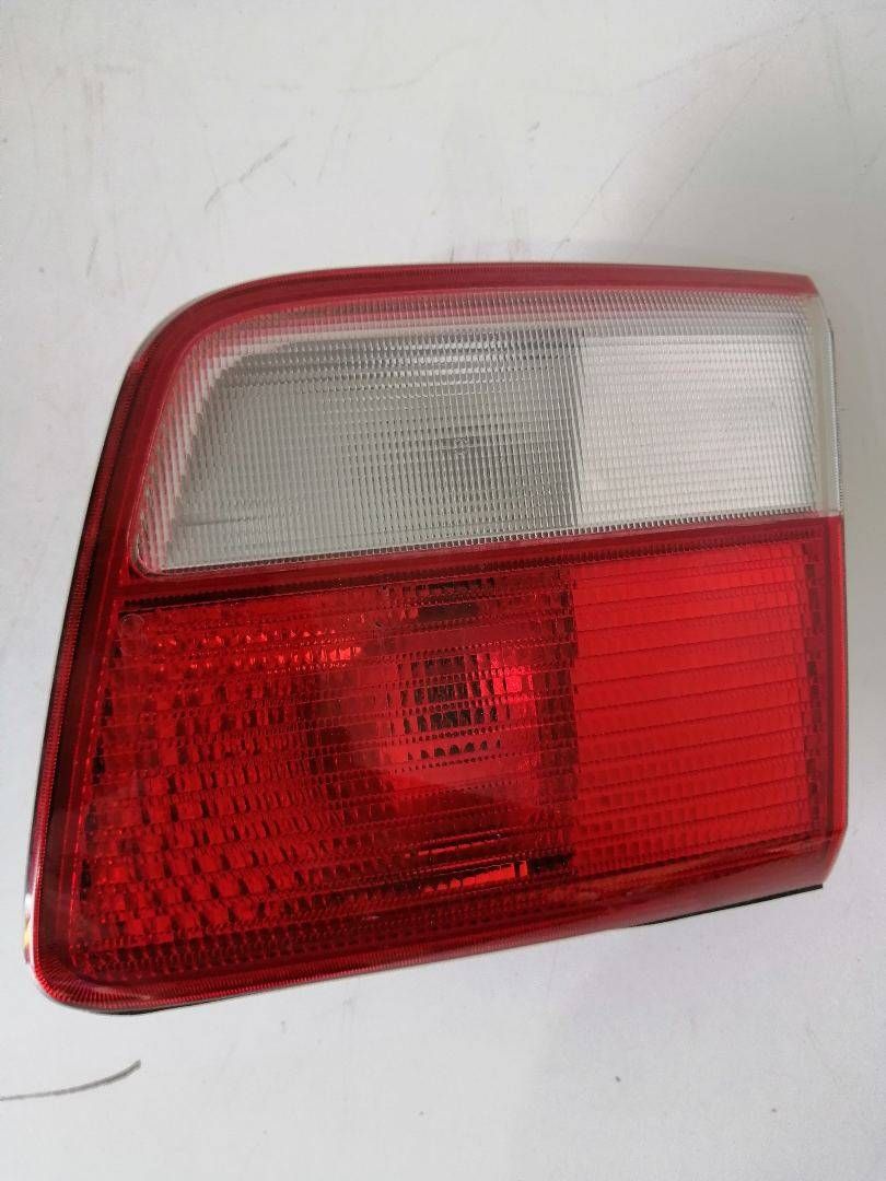 фонарь крышки багажника правый Opel Omega B [рестайлинг] 2001, седан