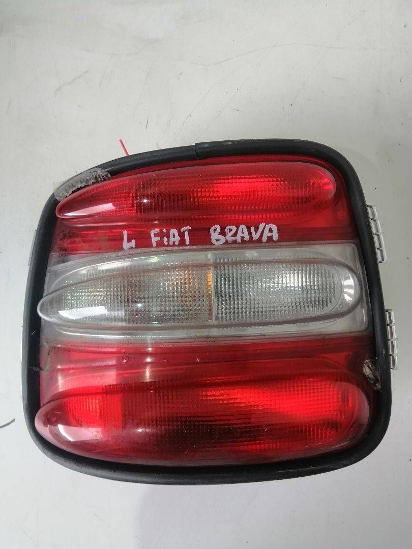 фонарь задний левый Fiat Brava 1 поколение 1997, 1.6 л., бензин, 5МКПП, черный, хетчбэк 5 дв.