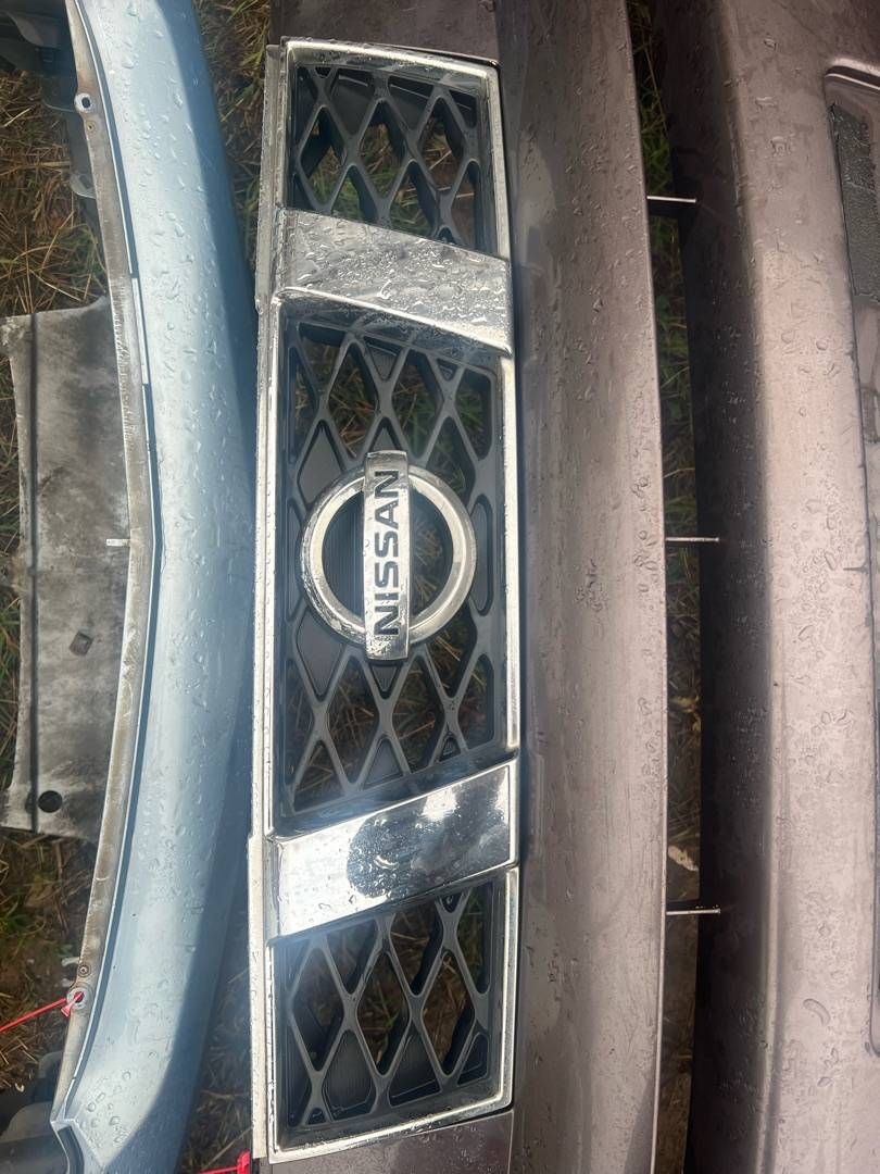 решетка радиатора Nissan X-Trail T31 2008