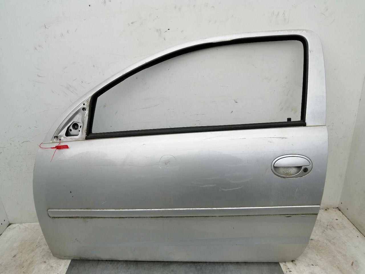 дверь передняя левая Opel Corsa C [рестайлинг] 2005, 1.3 л., Z13DT, дизель, 5МКПП, хетчбэк 3 дв.