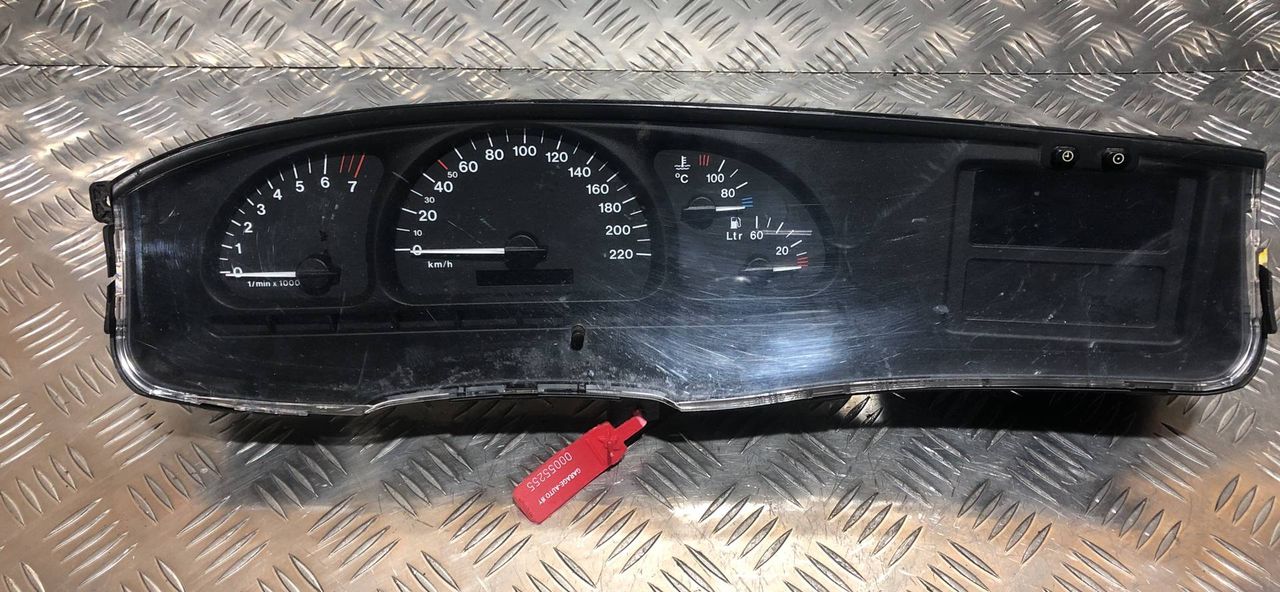 щиток приборов (приборная панель) Opel Vectra B [рестайлинг] 2001, бензин, универсал
