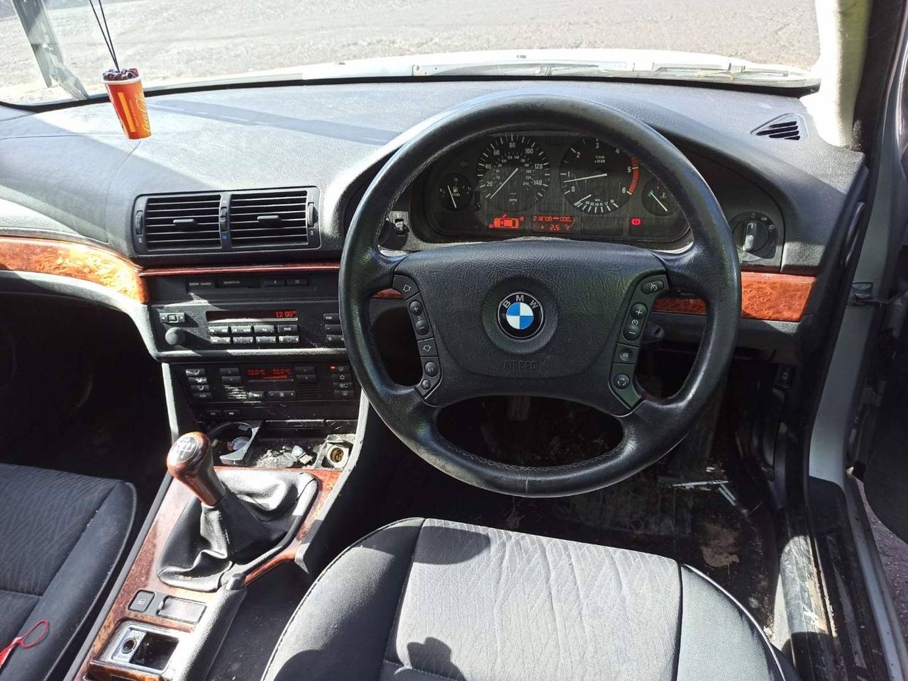 BMW 5 E39 рест. 2001