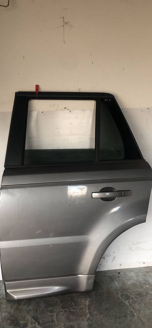 дверь задняя левая Land Rover Range Rover Sport 1 поколение 2008, внедорожник 5 дв., AS3STEKLO