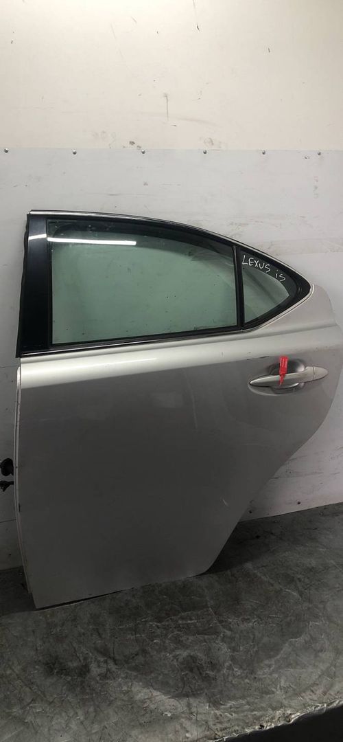 дверь задняя левая Lexus IS 2 поколение (XE20) 2007, 2.2 л., дизель, 6МКПП, серебро, седан