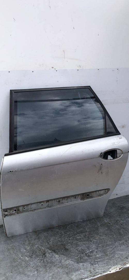 дверь задняя левая Citroen C5 1 поколение 2001, darkgray, универсал