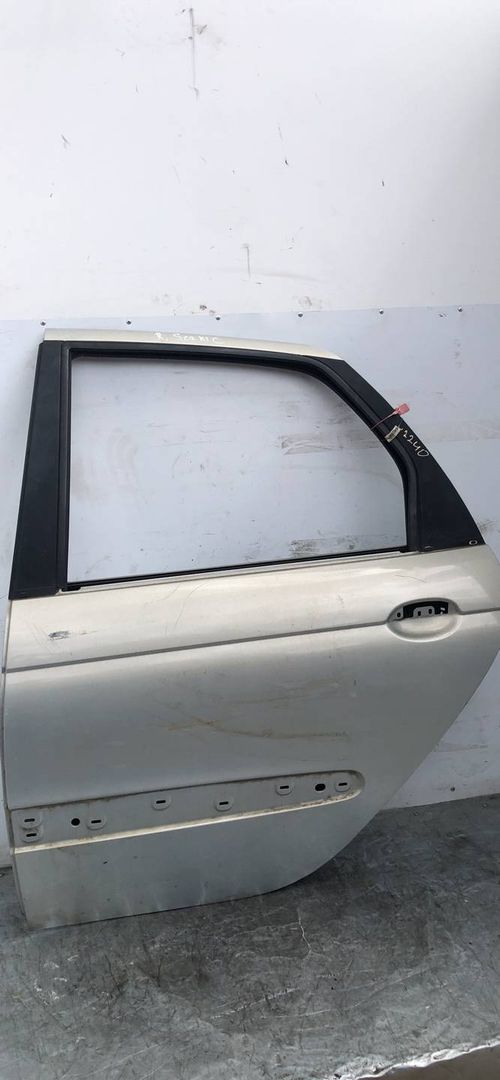 дверь задняя левая Renault Scenic 1 поколение [рестайлинг] 2002, lightblue, минивэн