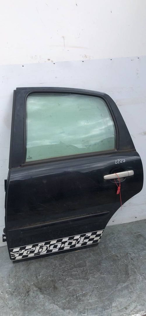дверь задняя левая Citroen C3 1 поколение 2004, 1.4 л., KFV (TU3JP), бензин, 5МКПП, бордо, хетчбэк 5 дв.