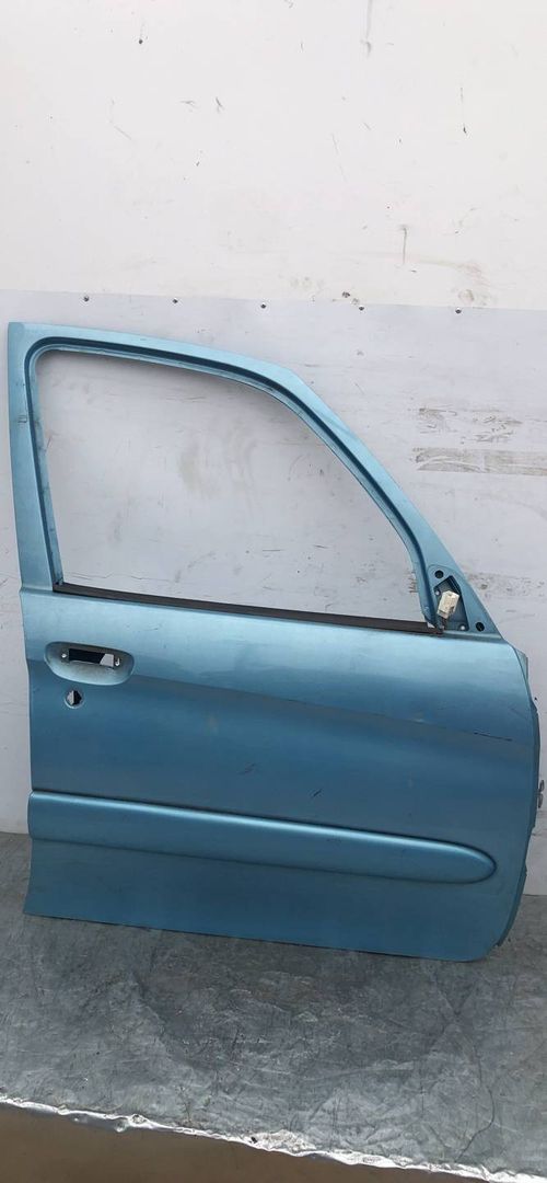 дверь передняя правая Citroen Xsara Picasso 1 поколение 2001, 1.8 л., 6FZ (EW7J4), бензин, 5МКПП, минивэн