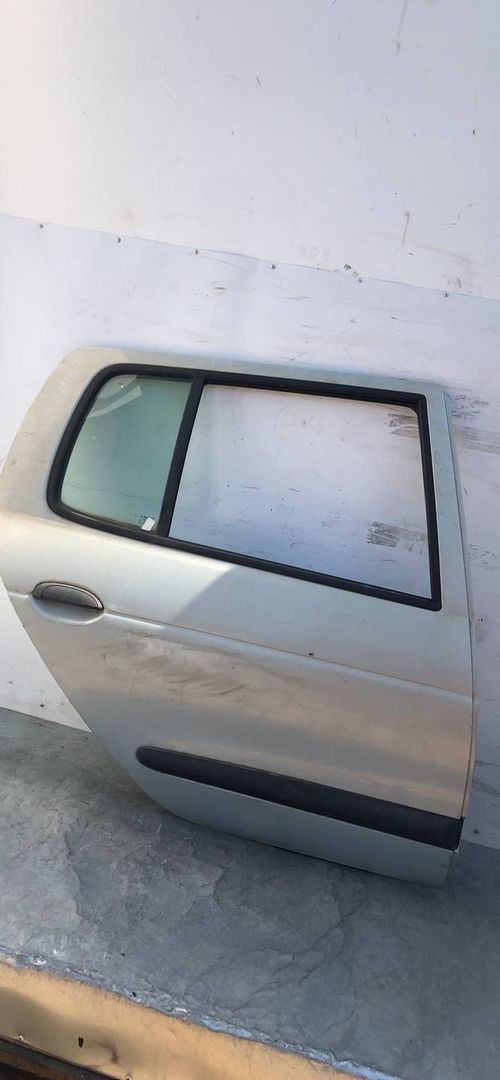 дверь задняя правая Renault Megane 1 поколение [рестайлинг] 2000, silver, универсал