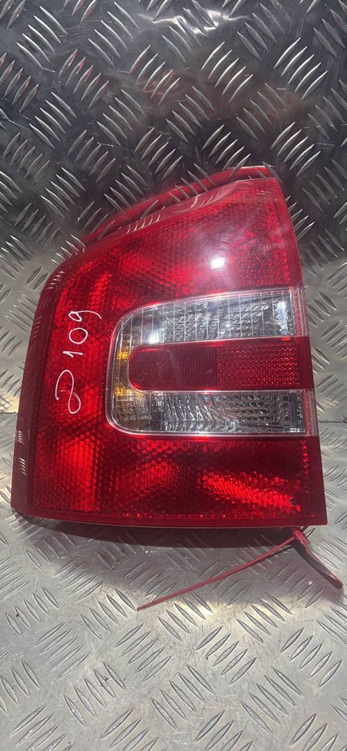 фонарь задний левый Skoda Octavia 2 поколение (A5) 2007, 1.9 л., дизель, универсал, полный привод