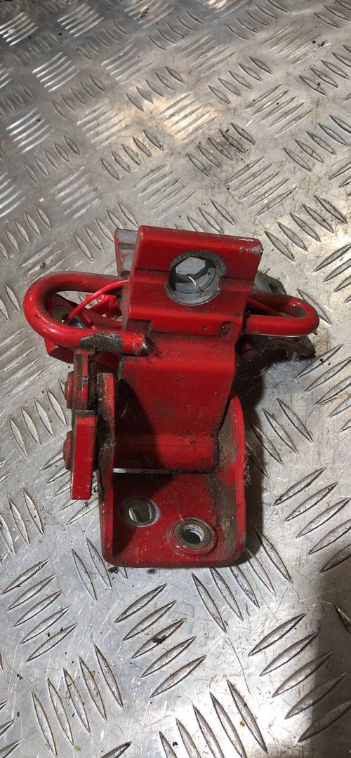 петля двери Audi 80 8C/B4 1994, 2.6 л., ABC, бензин
