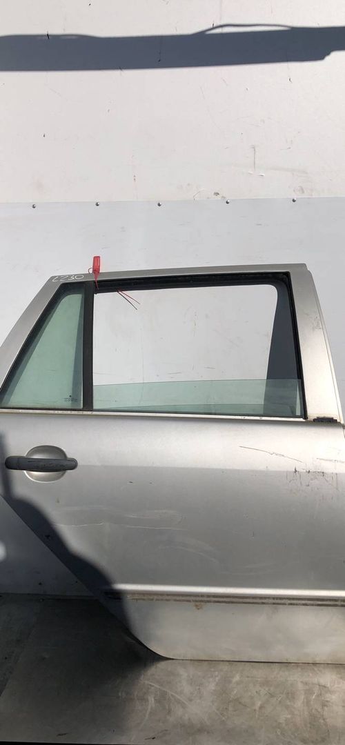 дверь задняя правая Skoda Fabia 1 поколение (6Y) 2003, 1.9 л., дизель, 5МКПП, серебро, универсал