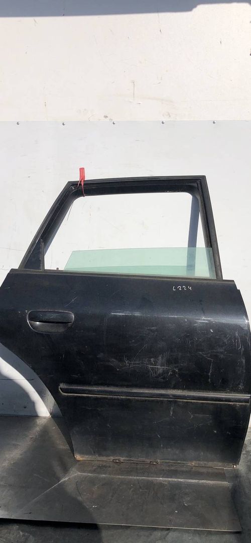 дверь задняя правая Audi A3 8L [рестайлинг] 2002, 1.9 л., дизель, 5МКПП, черный, хетчбэк 5 дв.