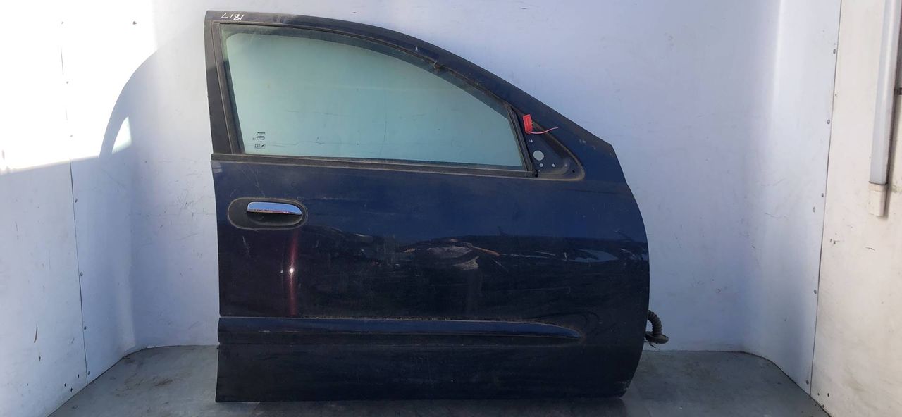 дверь передняя правая Nissan Almera N16 [рестайлинг] 2005, 2.2 л., YD22D, дизель, 6МКПП, синий, хетчбэк 5 дв.